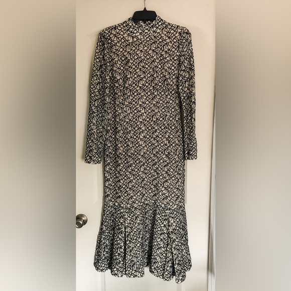 Emilia Wickstead Black and Ivory Flocked Lace Dress - Picture 6 of 16